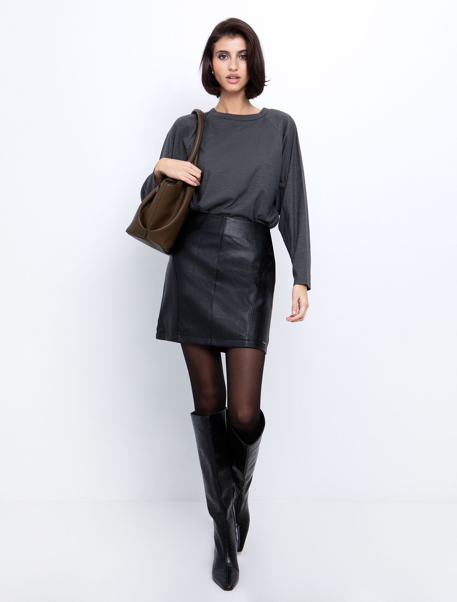 Βαμβακερή μπλούζα σε ριχτή γραμμή