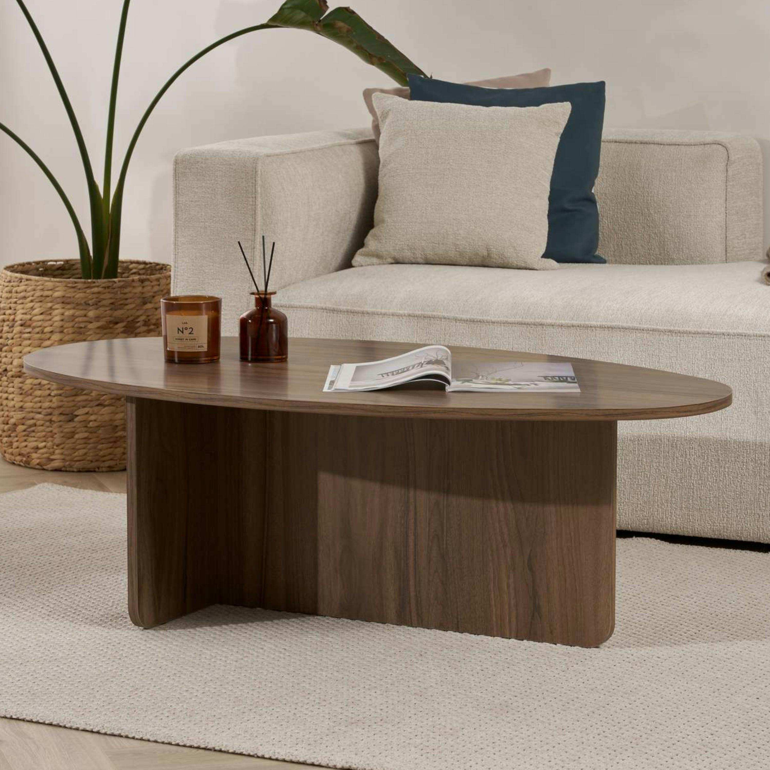 Table basse moderne ovale effet noyer – pied en T MARFA