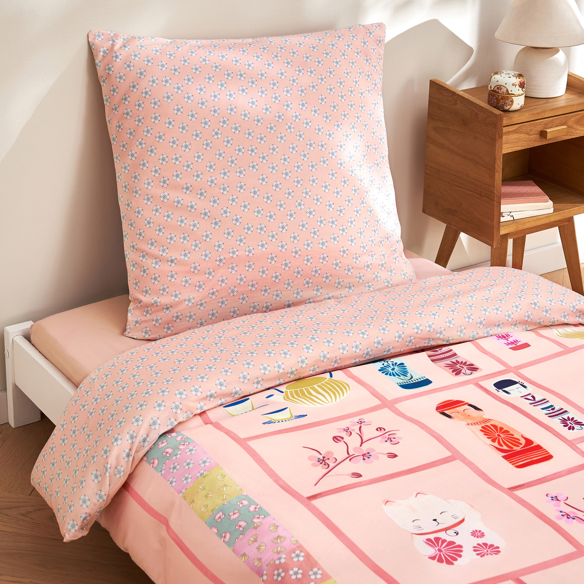 Taie d'oreillerPoupée kokeshi