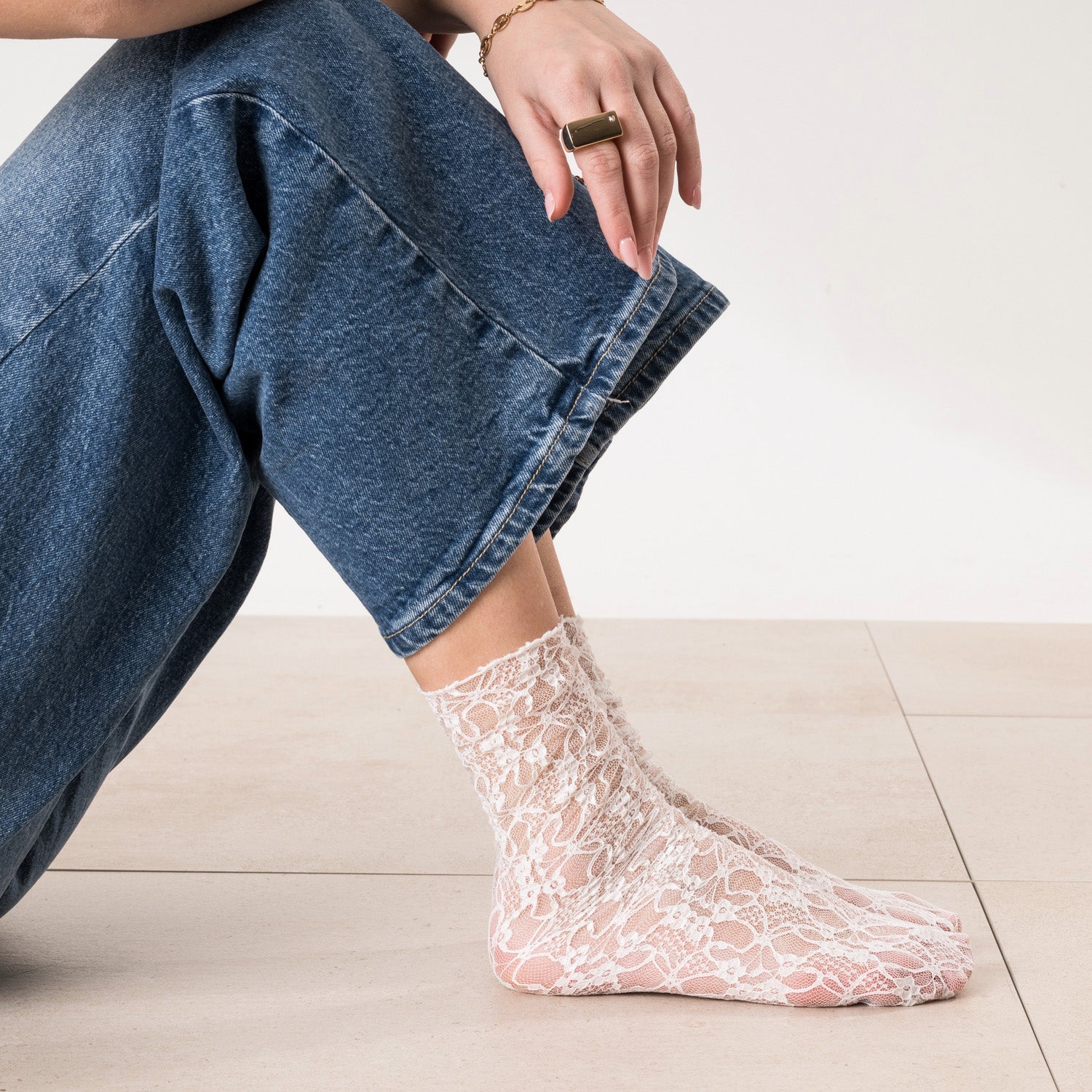 Chaussettes blanches dentelle
