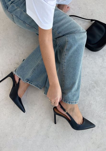 Zwarte leren slingback pumps