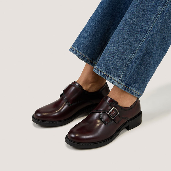 Derbies à bouclesen cuir glacé bordeaux | ATLANTIS