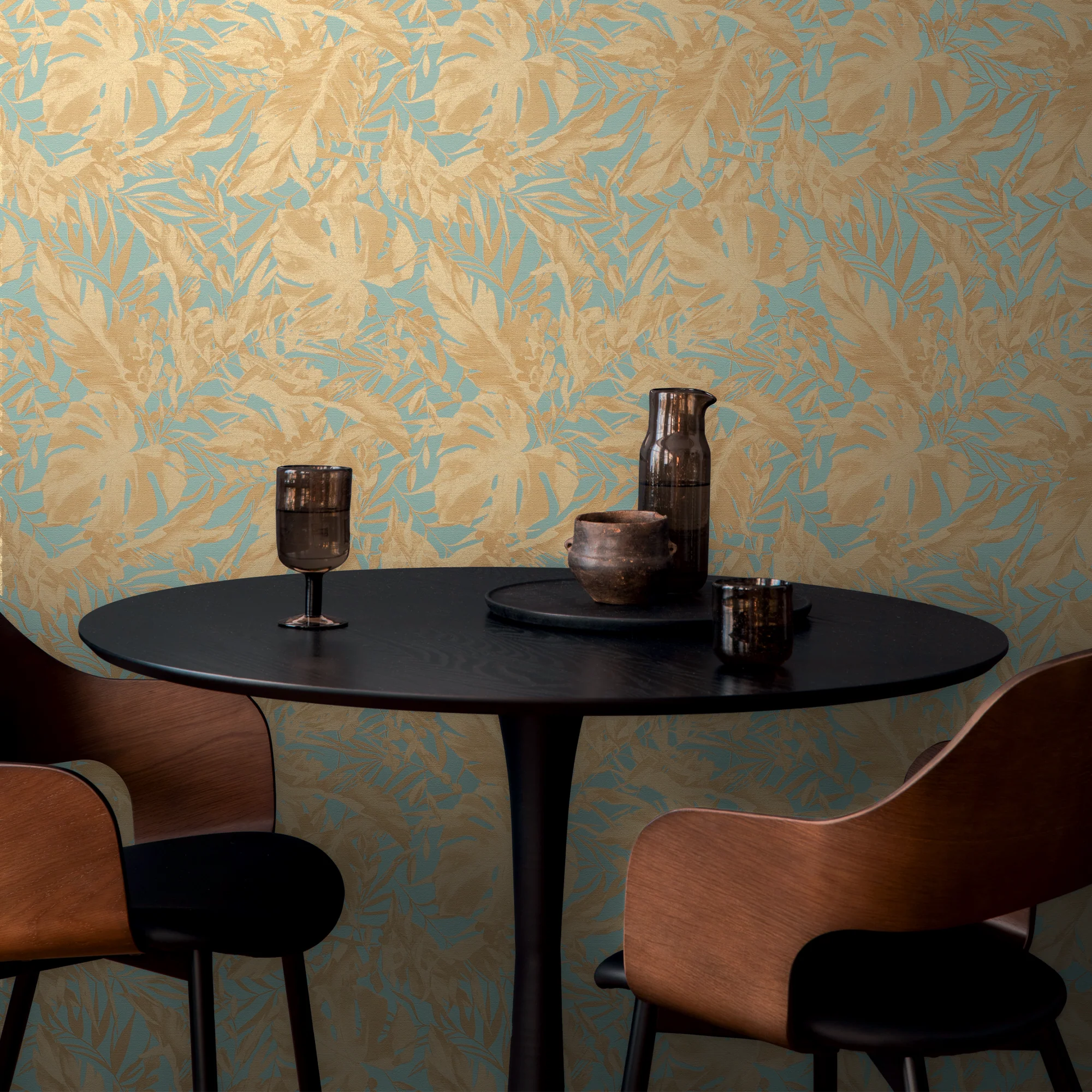 CosmoLiving Papier peint intissé EARTHLINES bleu azurin et doré