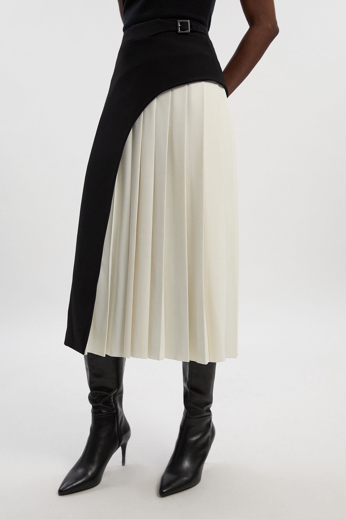 KarenMillen Tailored Buckle Detail Pleated Midi Skirt