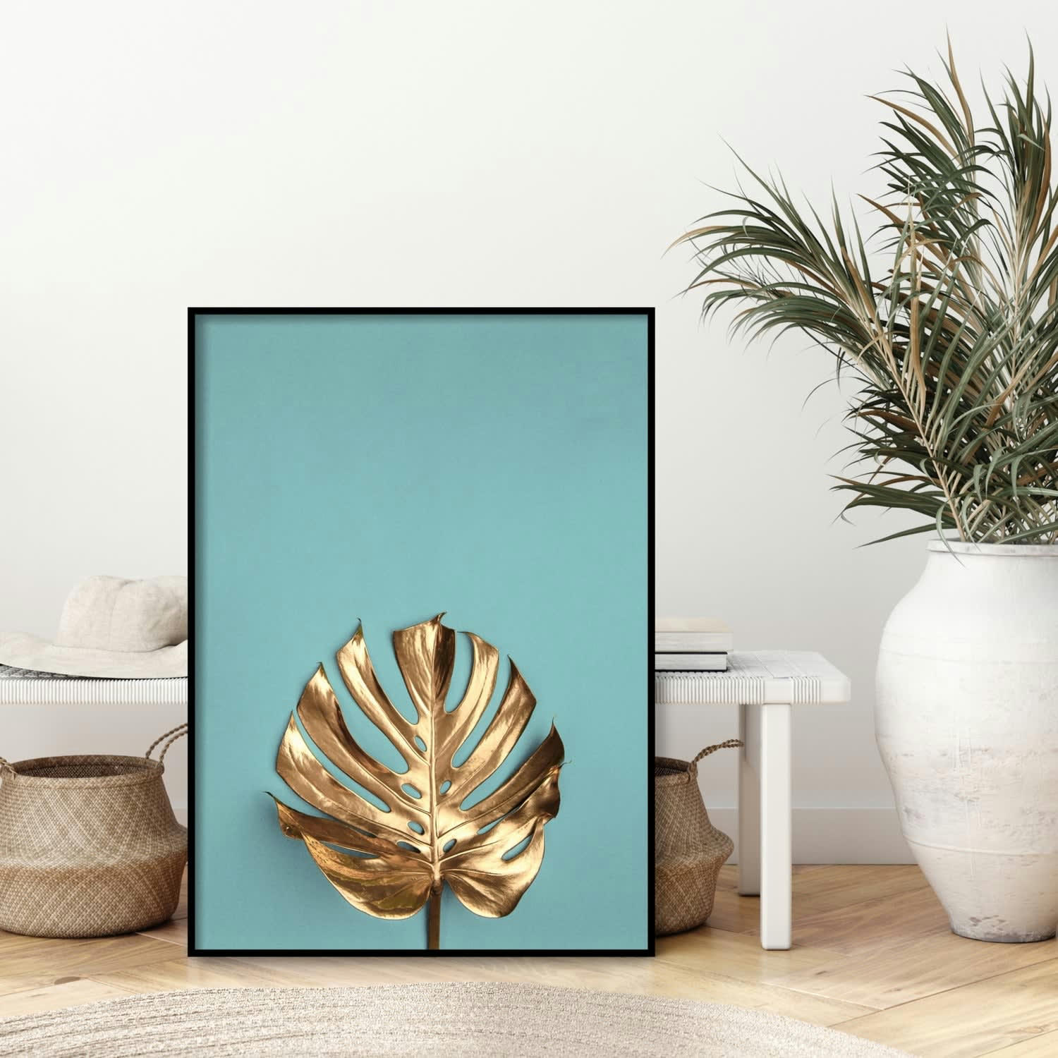 MONSTERA - Affiche avec cadre noir - Feuille d'Or Fond Bleu - 30x40