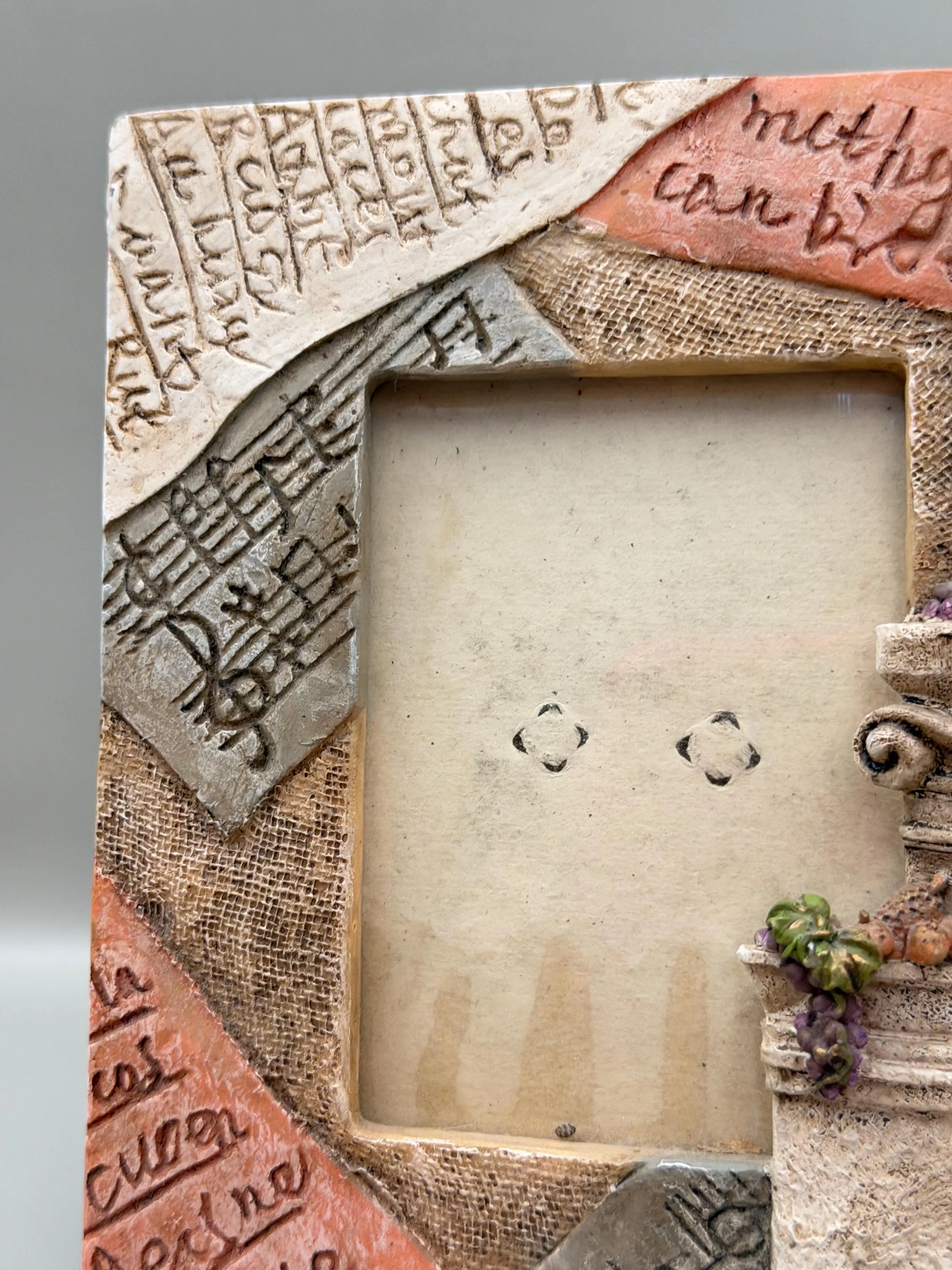 Vintage Tuscan Style Photo Frame Italian Villa Grapes Rustic Mediterranean Decor 6x9cm Grandmillennial Collectible