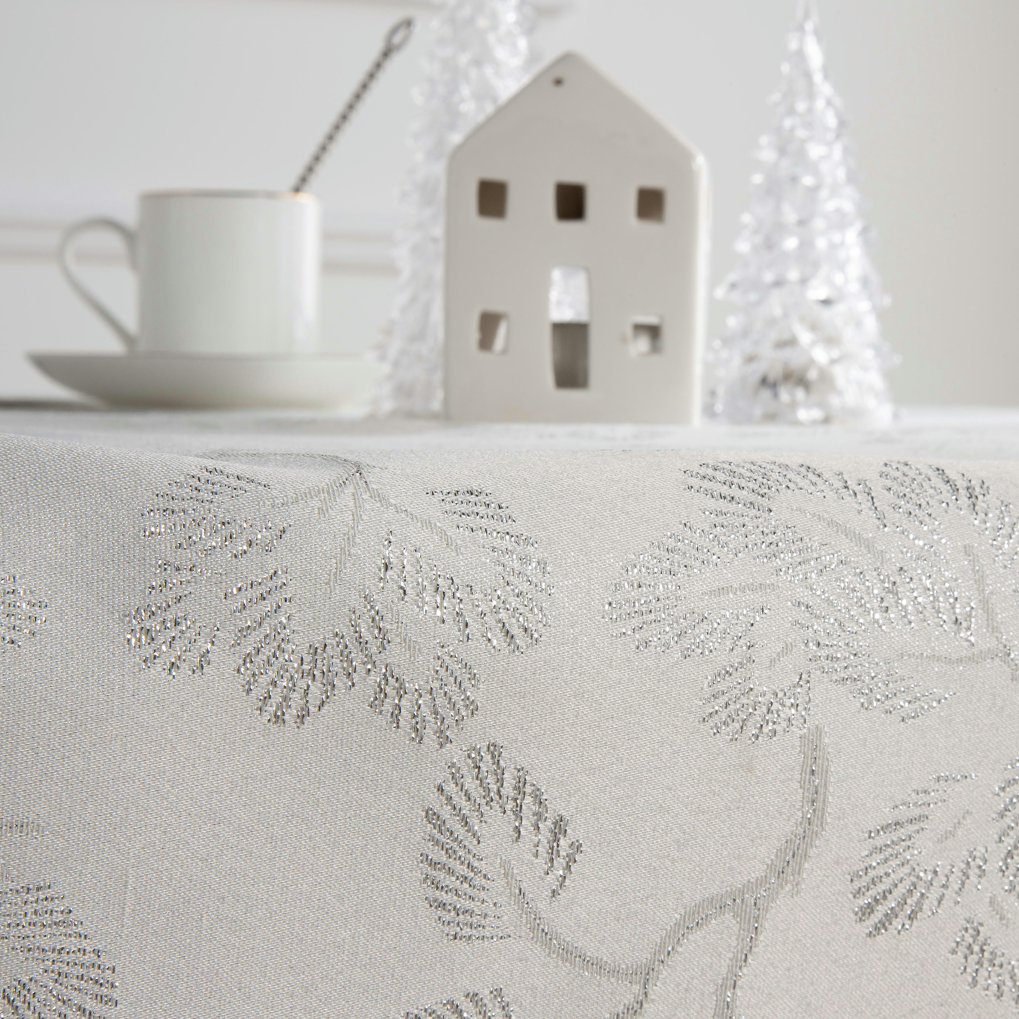 COLLECTION DE NOËL JACQUARD - Nappe tissé jacquard antitâche dessin de noél argent 150x150 cm