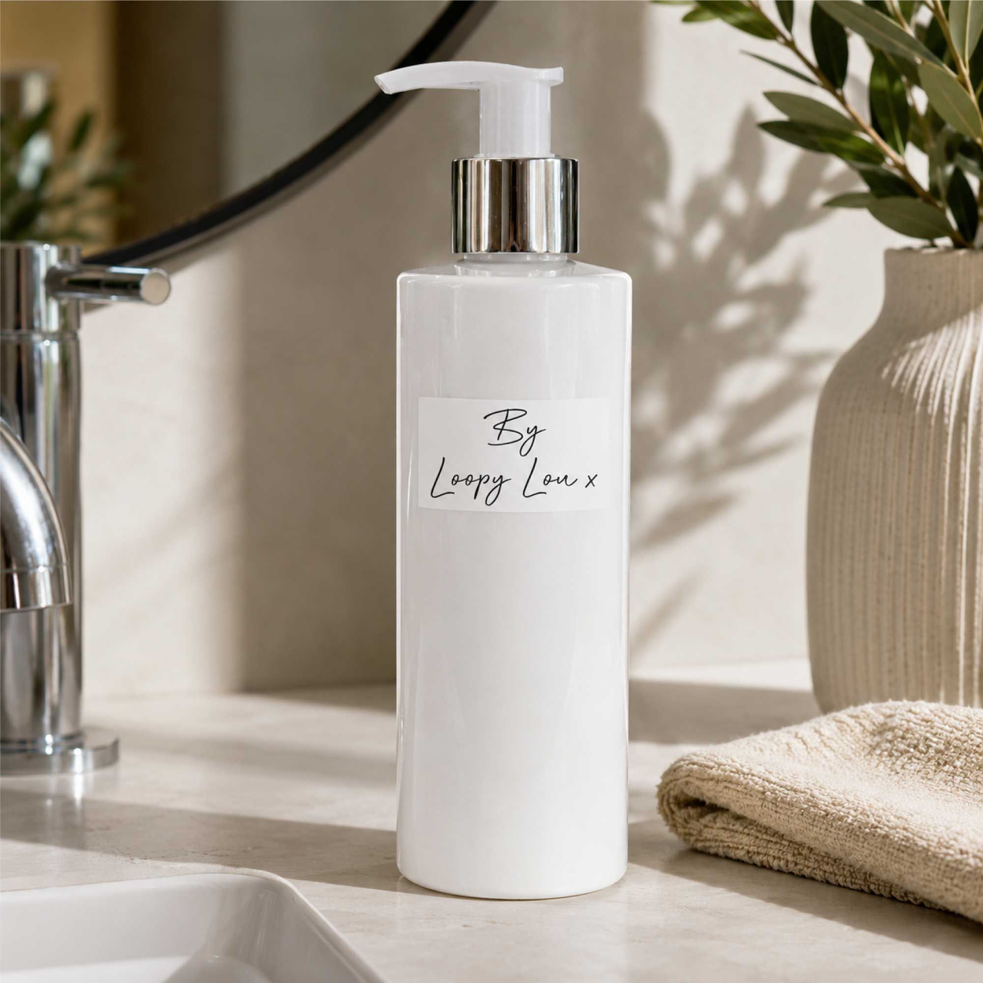 60 SECOND MAKEOVER Jingle Bells Type Dupe 250ml Liquid Hand Wash Highly Scented