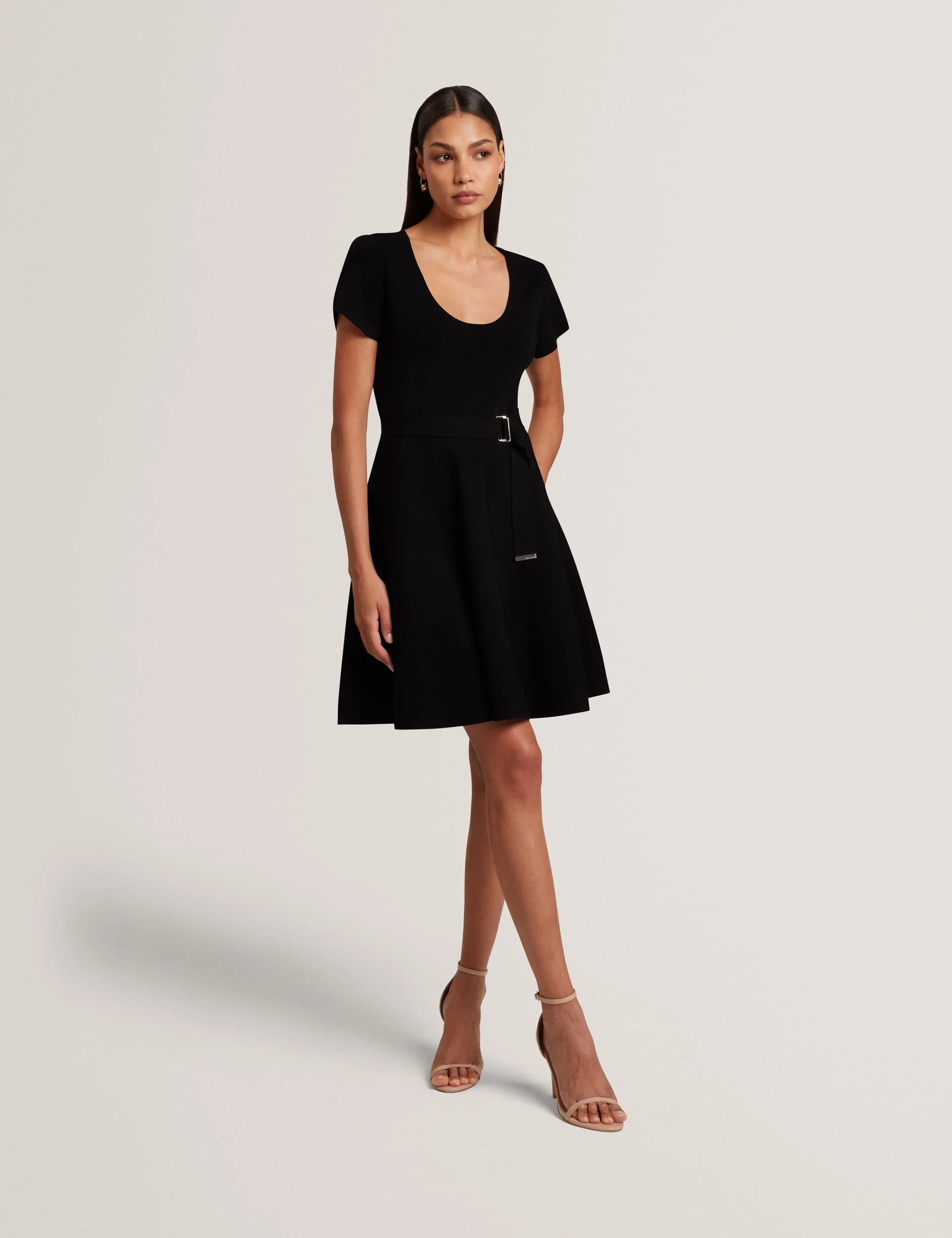 RONELLA | BLACK