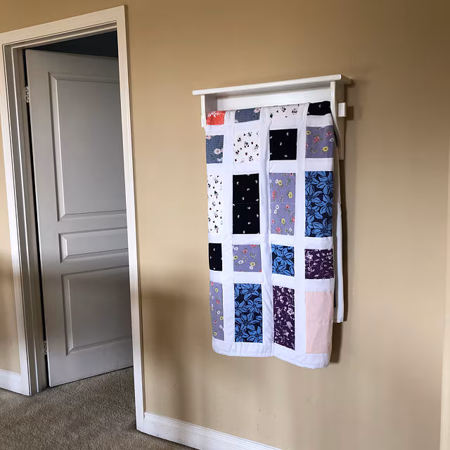 Wall Mounted Quilt Rack: Solid Pine Blanket Shelf & Towel Hanger