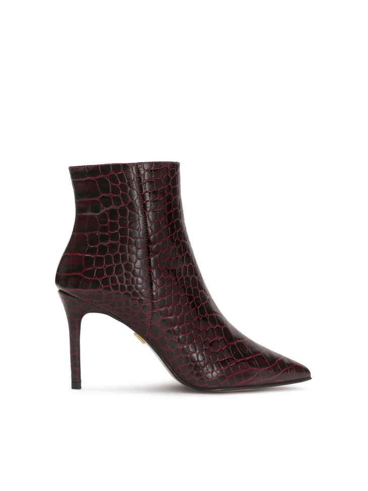 Maroon boots with embossed croco pattern
