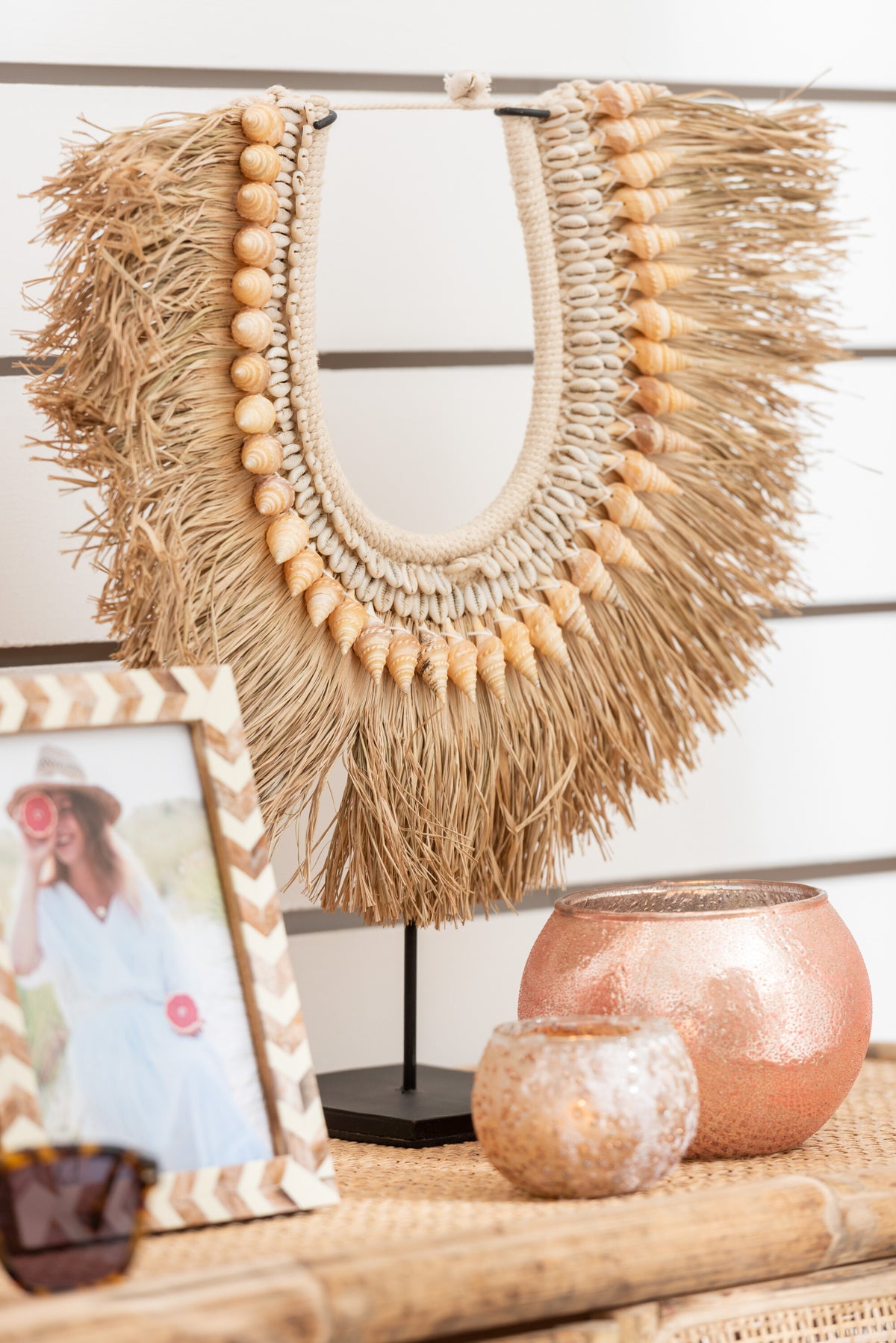 J-Line decoratie Ketting   Staander Dora - schelpen/zeegrass - beige - large
