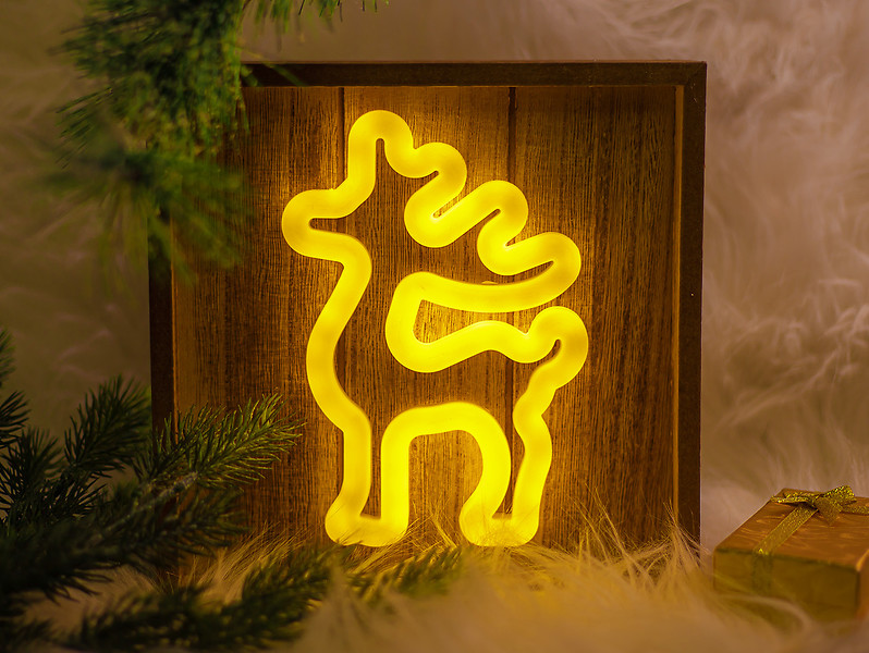 Neon Renifer LED 20 cm żółty