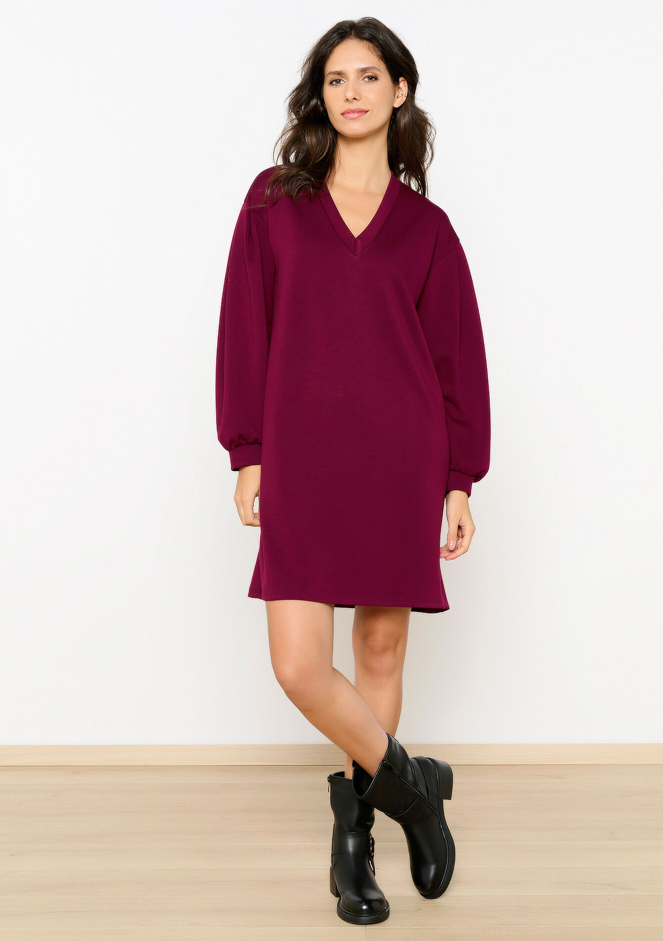 Sweaterjurk met V-hals