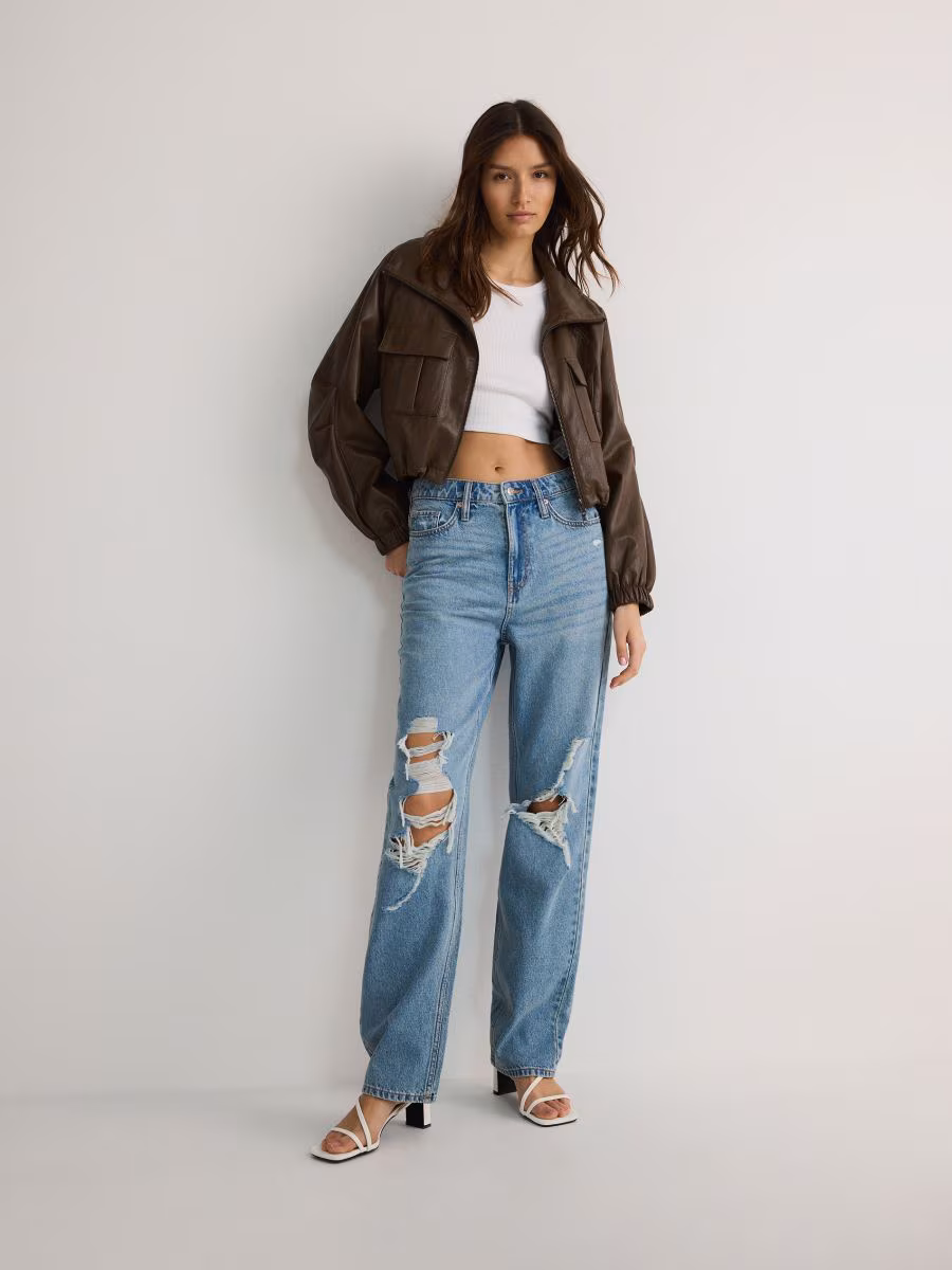 Ripped Boyfriend Jeans