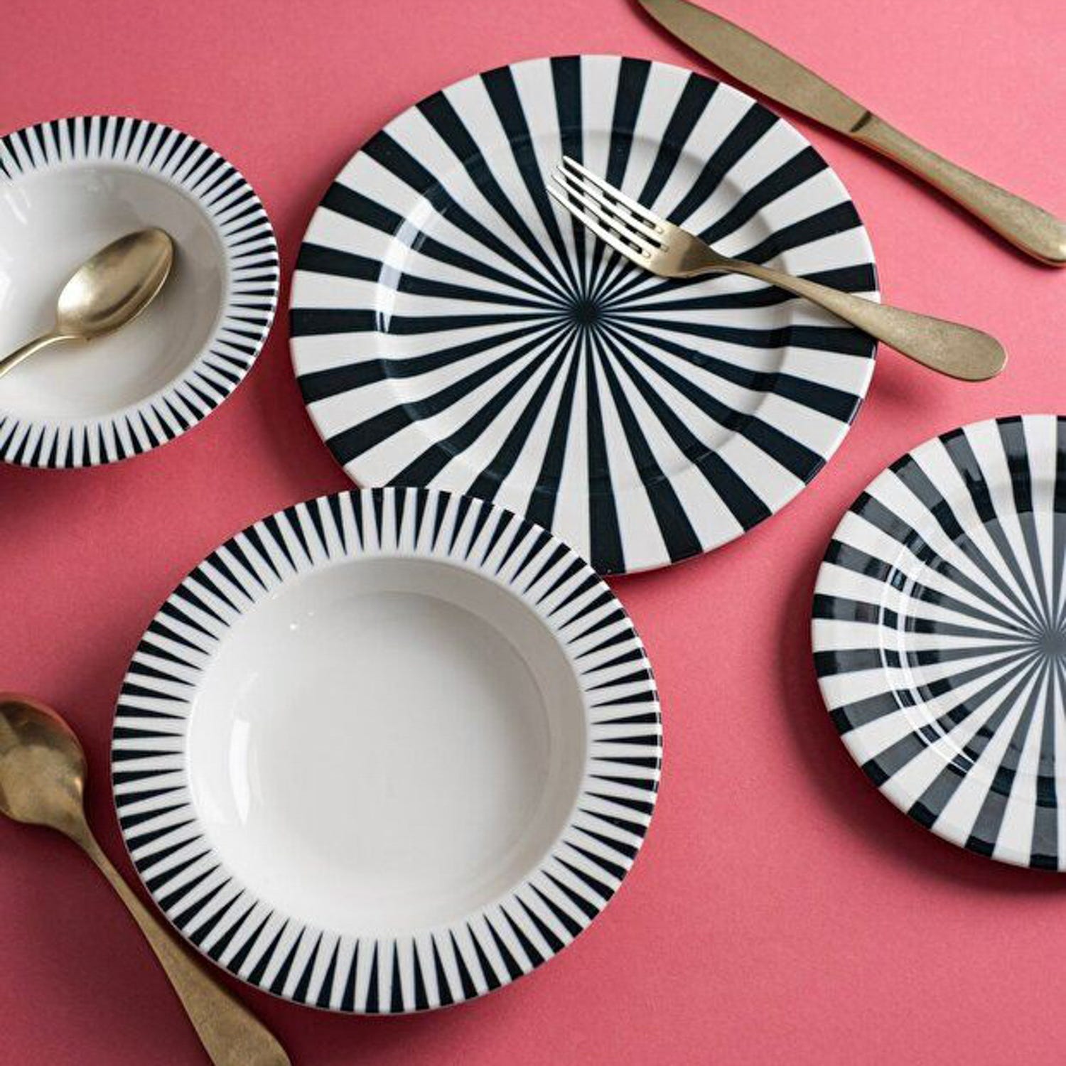 Set 24 piatti Optical
