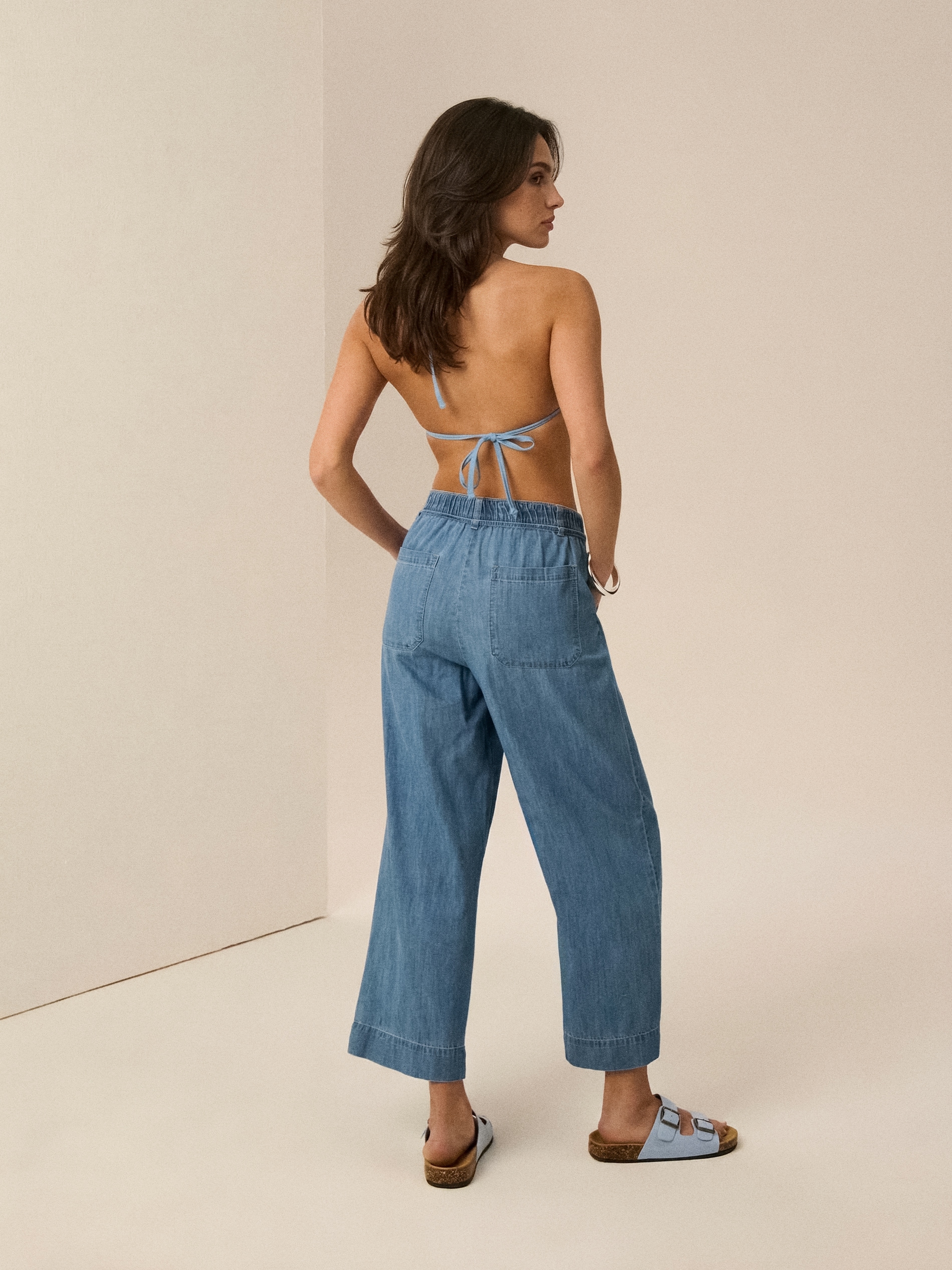 Jeansy culotte z materiałowym paskiem