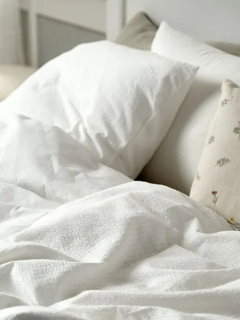 Sengetøj TINNE krep 140x200 hvid