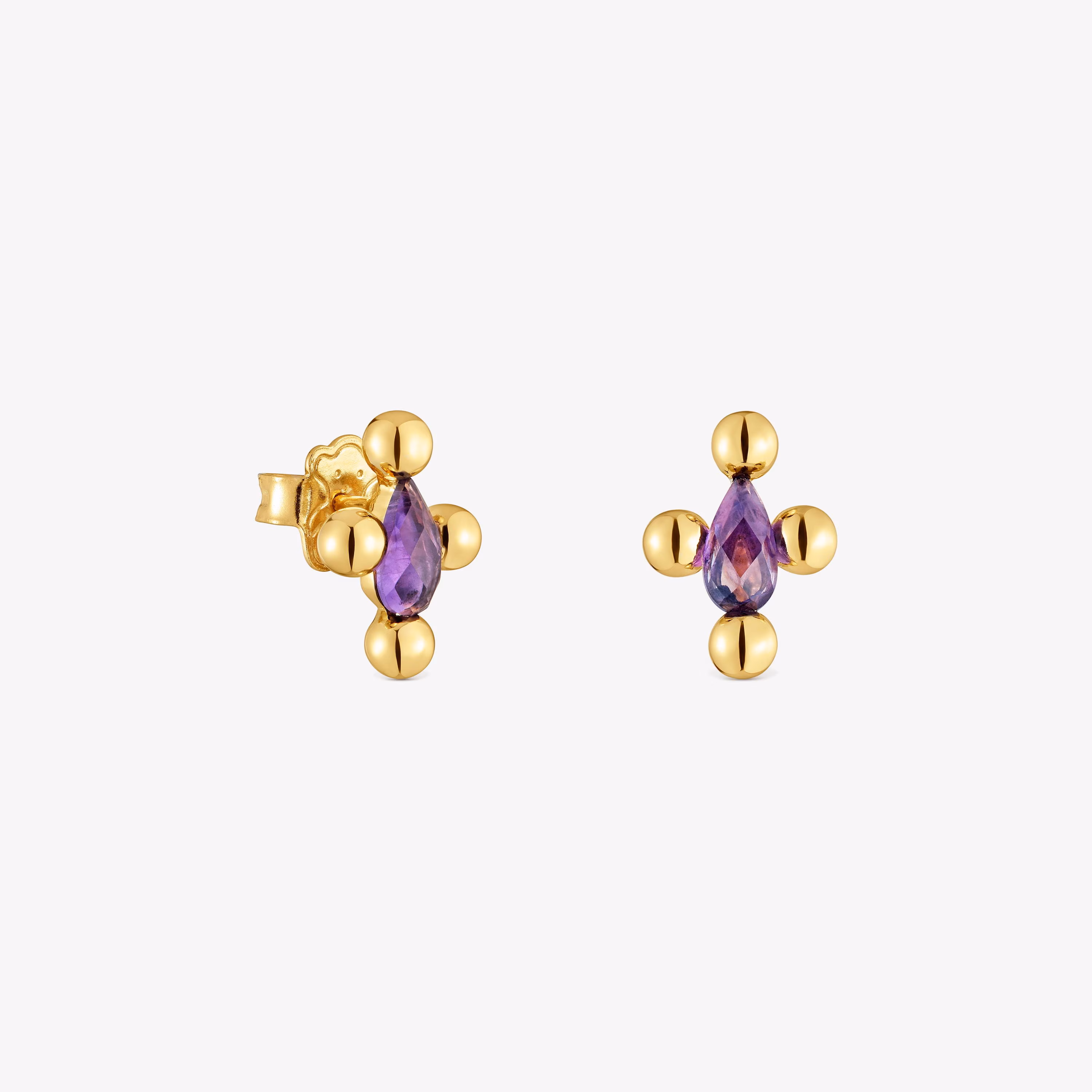 Pendientes cortos con baño de oro 18 kt sobre plata y amatista Sugar Party