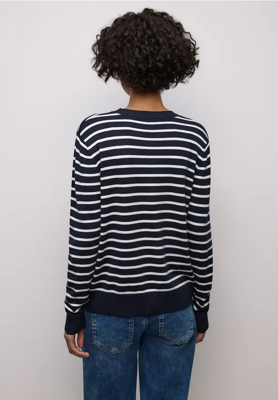 Gestreifter Pullover