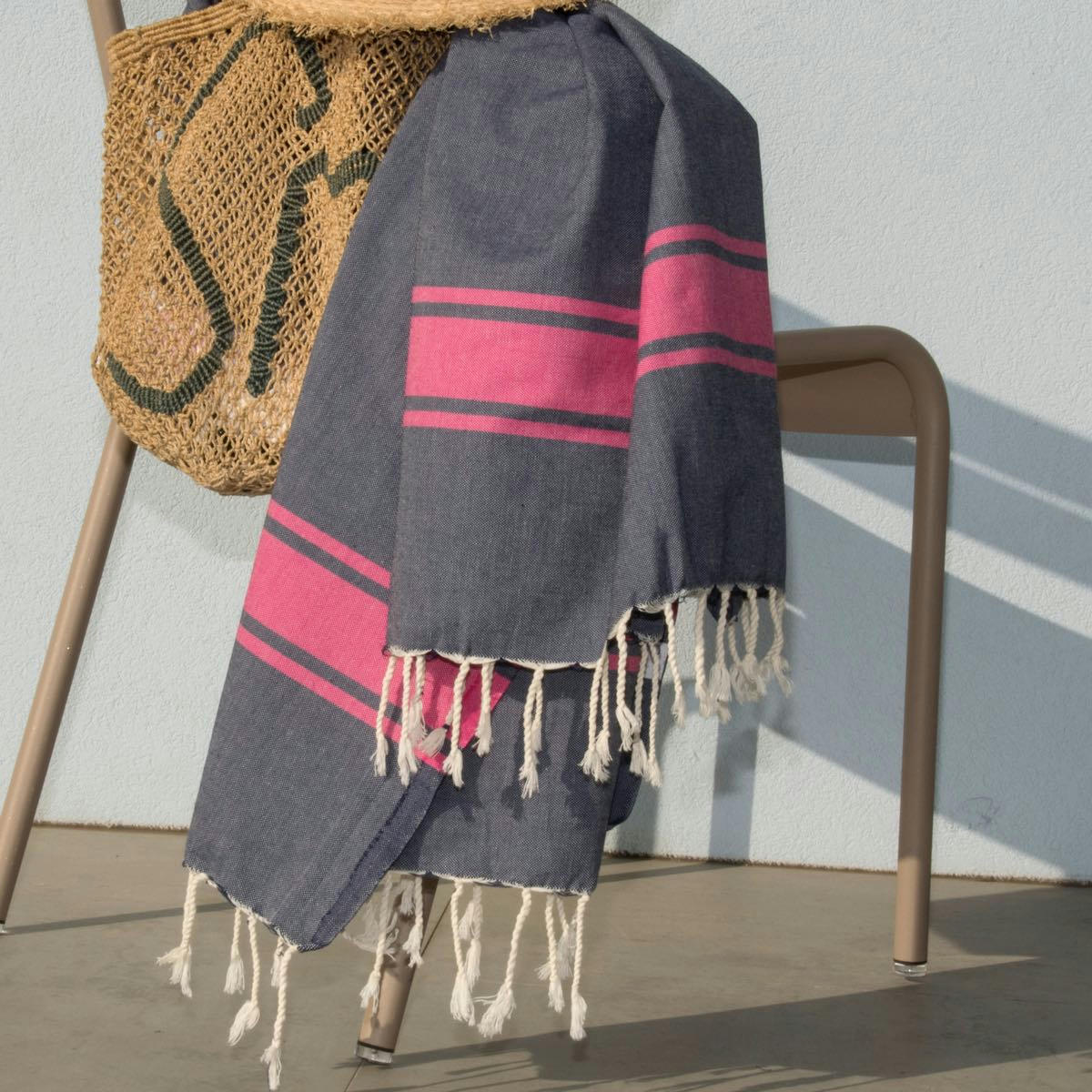 ST TROPEZ - Fouta bicolore coton  100x200 bleu jean / rose fuchsia