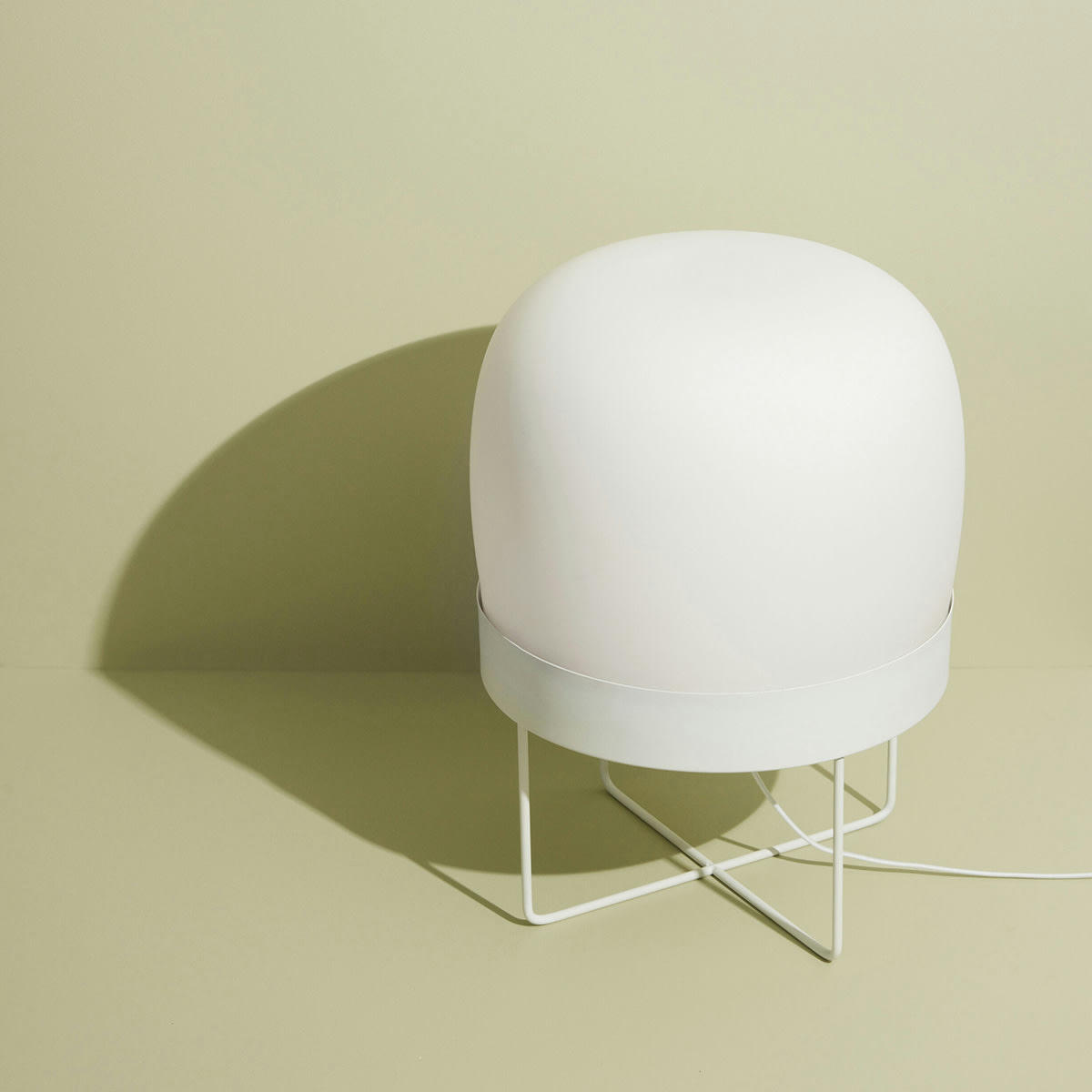 SNOWY - Lampadaire en verre et fer blanc