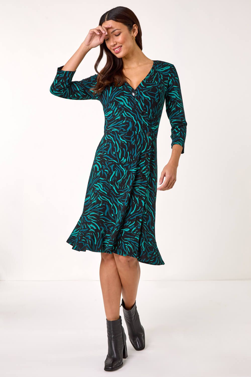 Roman Wave Print Side Button Stretch Dress