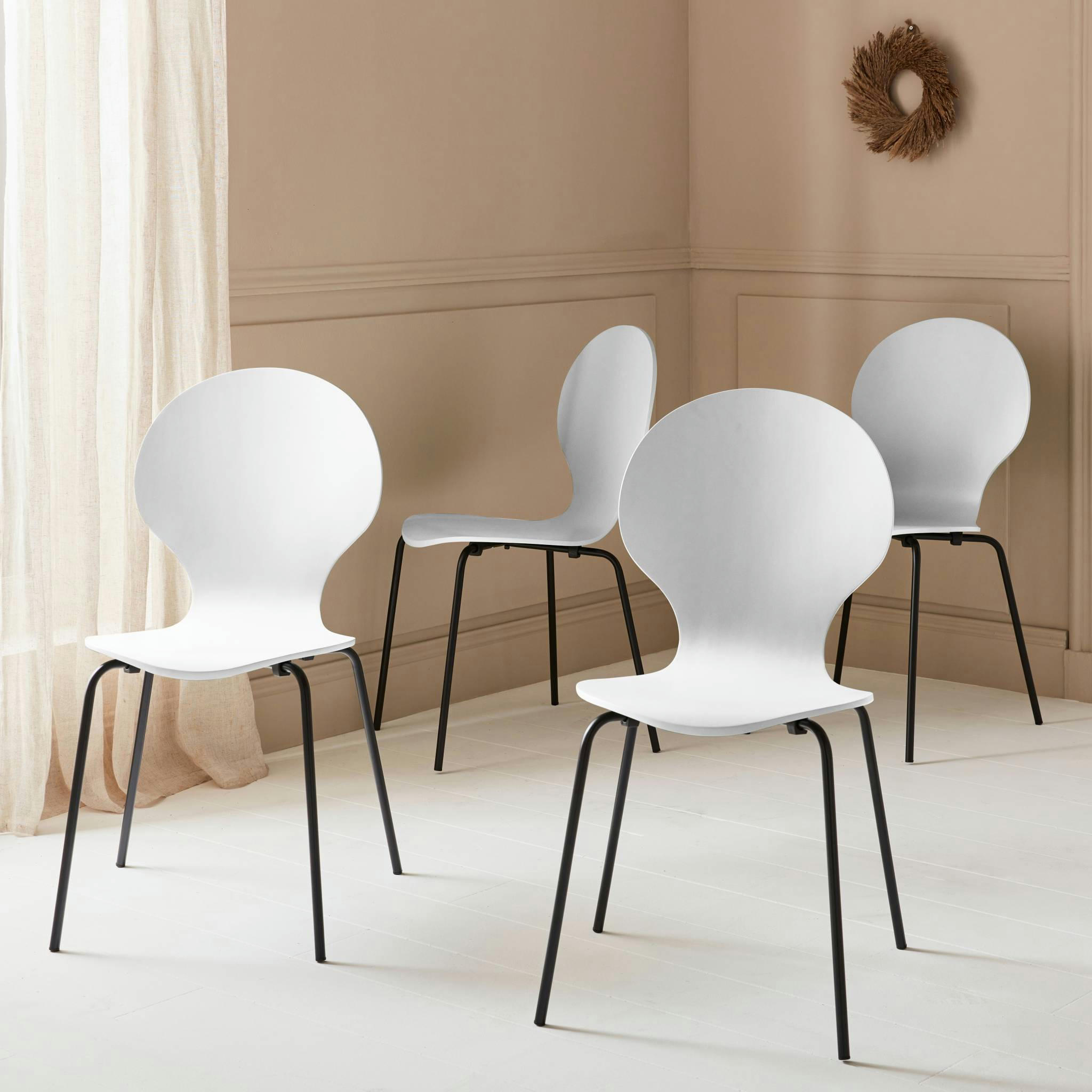 NAOMI - Lot de 4 chaises rétro empilables blanches