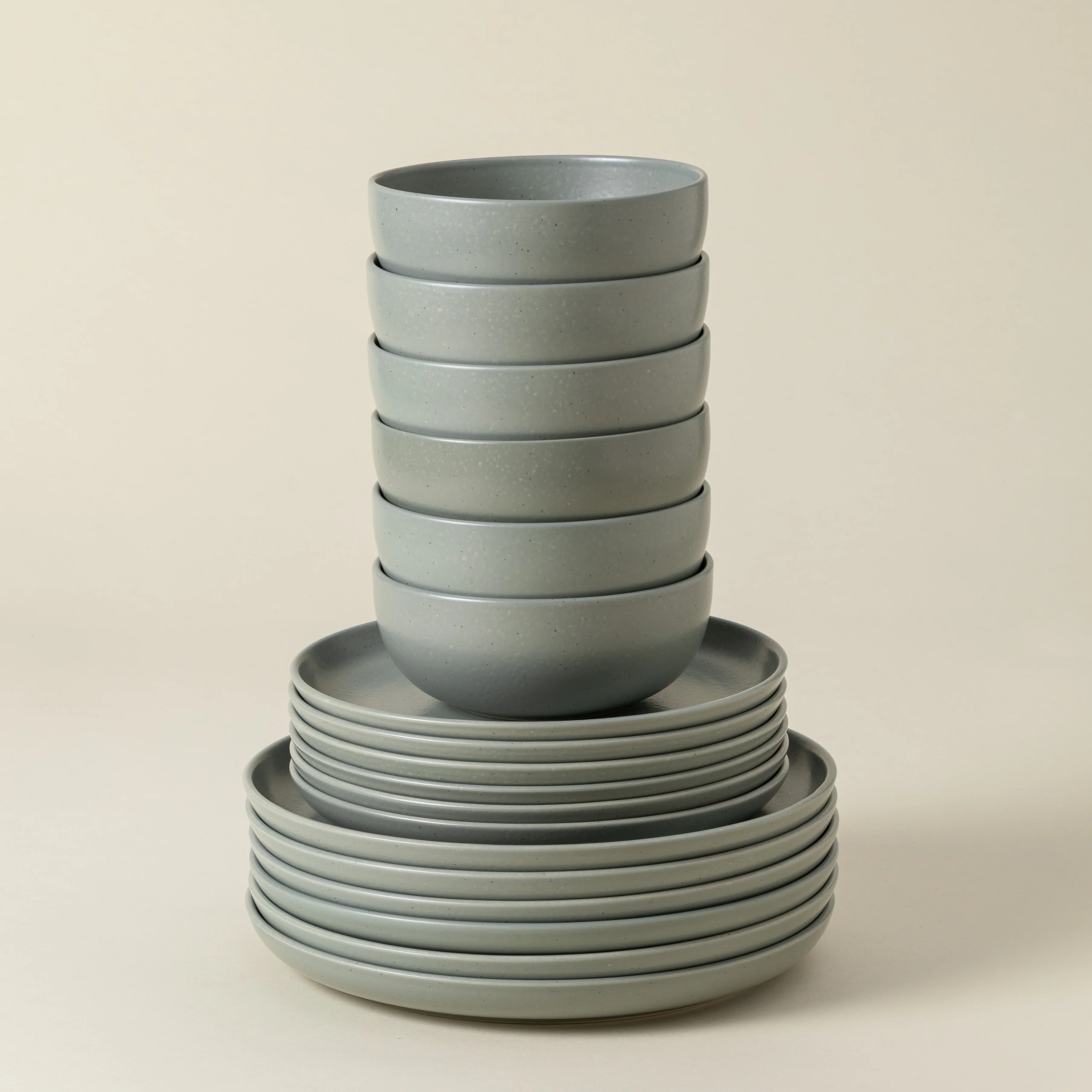 18-Piece Dinnerware Set with Bowl Pacifica, Casafina by COSTA NOVA