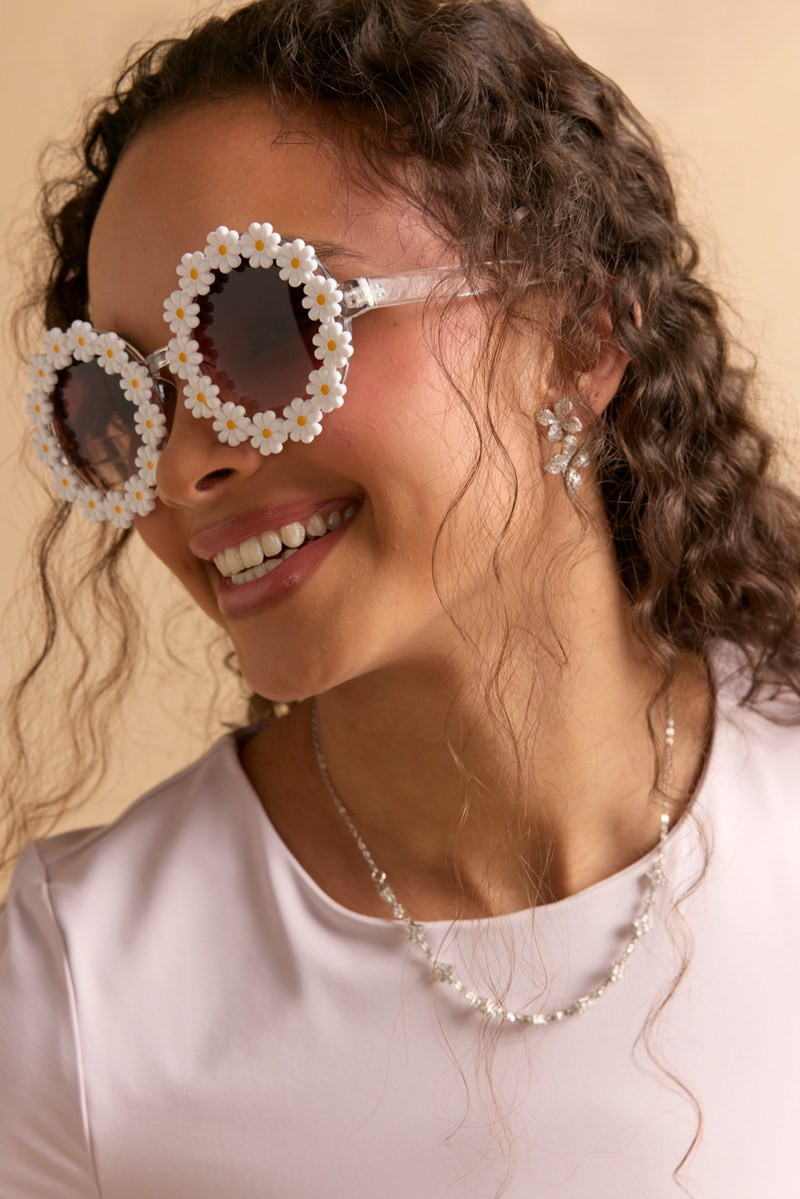 Sarah Round Daisy Sunglasses