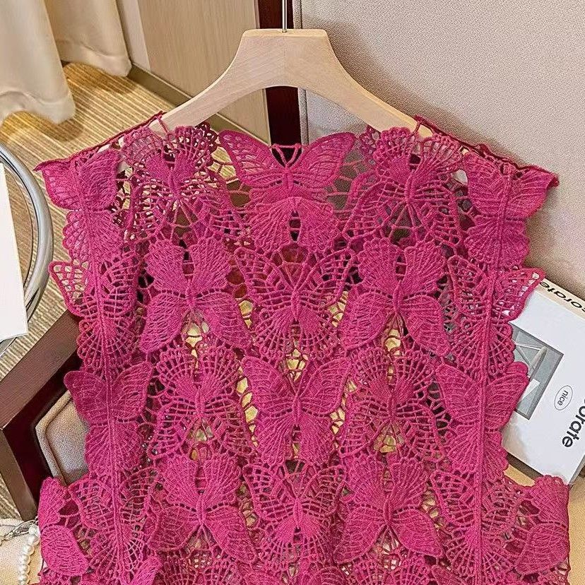 PEACH ACCESSORIES Butterfly Lace Crochet Top