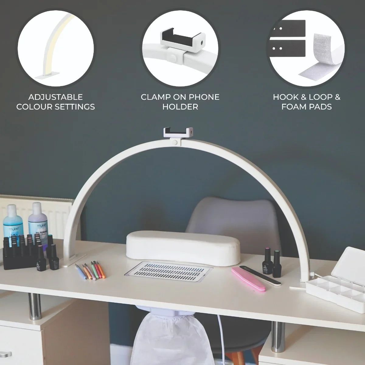 Monstershop LED Half Moon Lamp