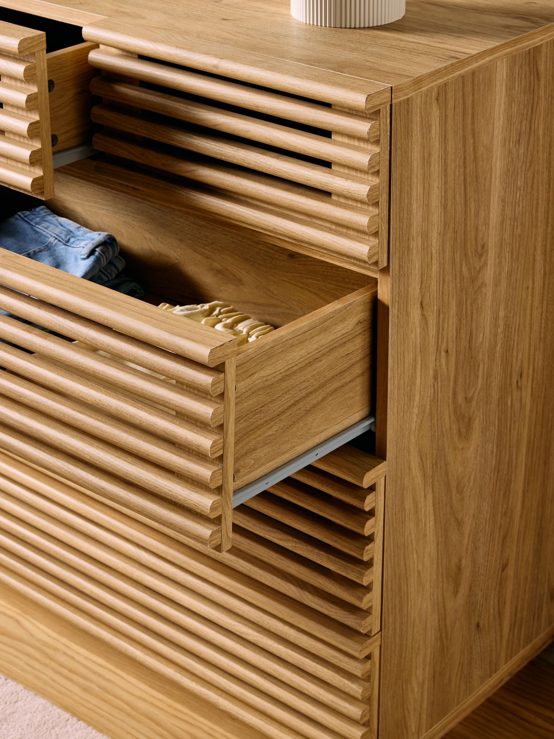 Tulma 5 Drawer Chest in Mid Oak Effect