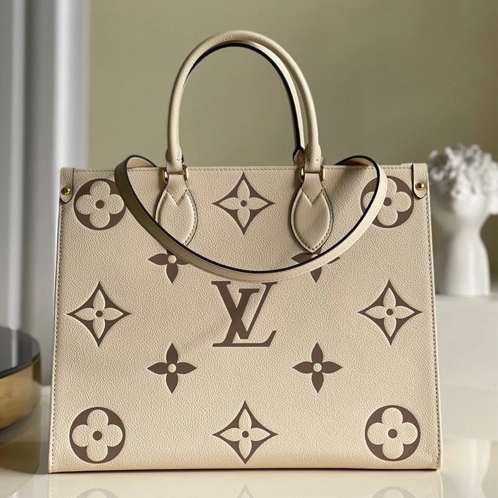 Louis Vuitton White Empreinte Onthego MM M45495