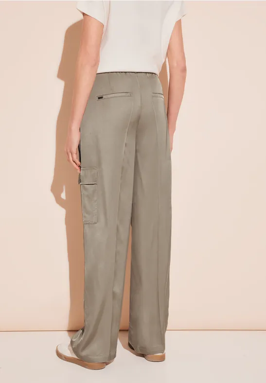 Casual Fit Satin Hose