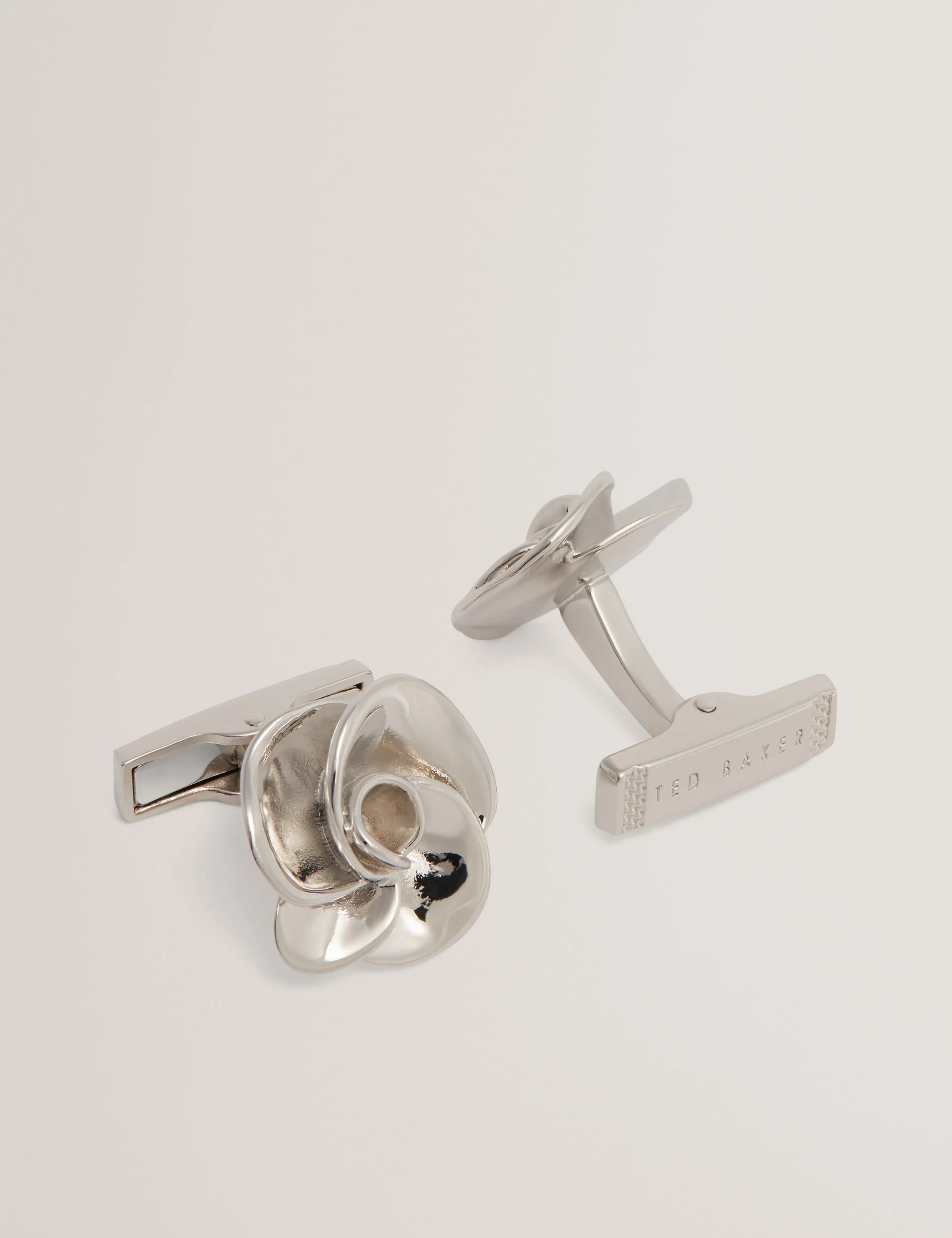 ROSEO | SILVER