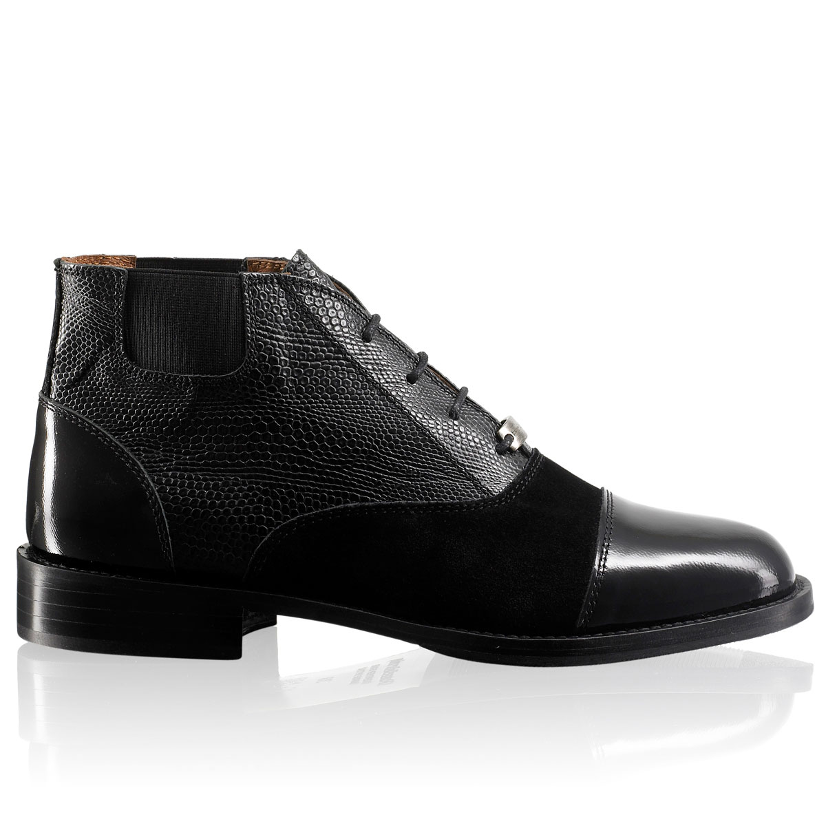 Russell & Bromley BERKLEY Lace Up Ankle Boot