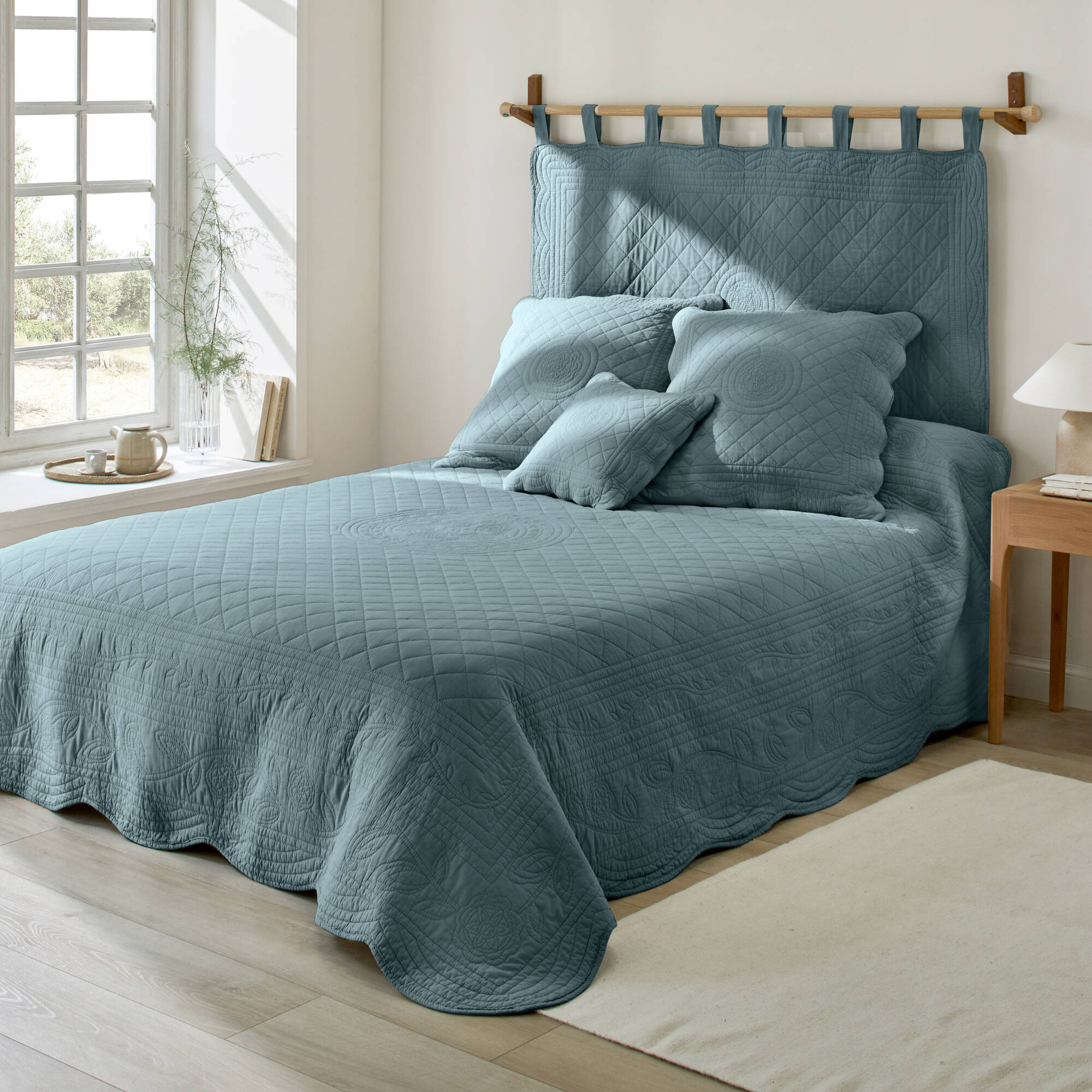 T&ecirc;te de lit unie coton style boutis Cassandre