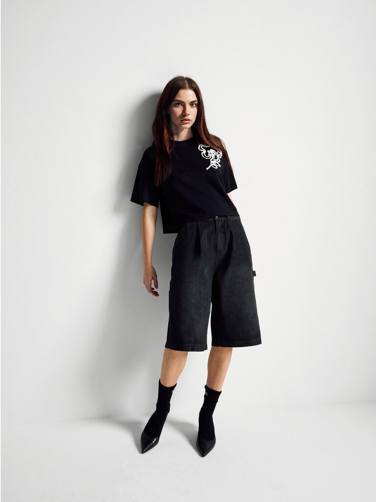 Boxy fit t-shirt with applique