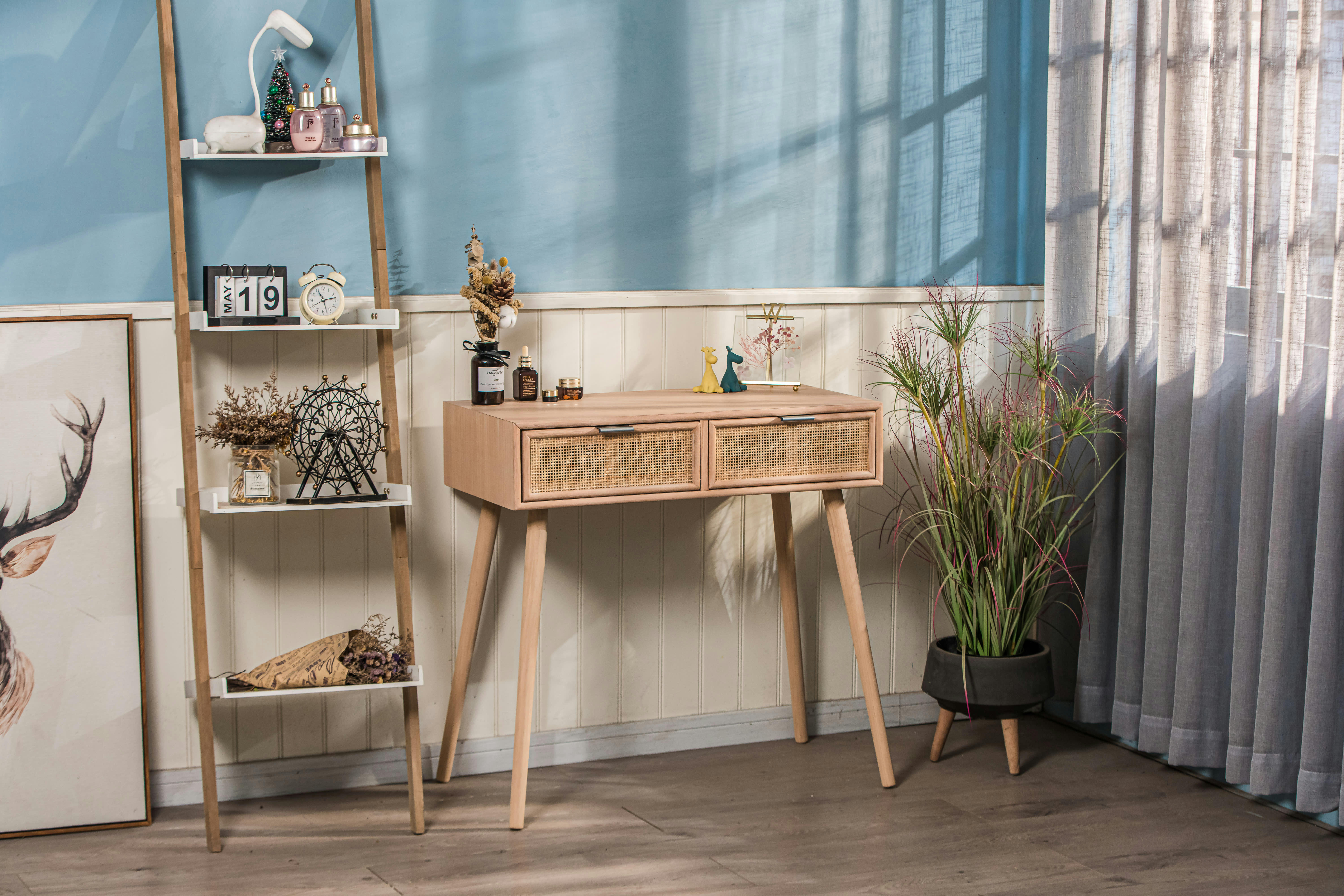 - Console 2 tiroirs en bois et rotin naturel