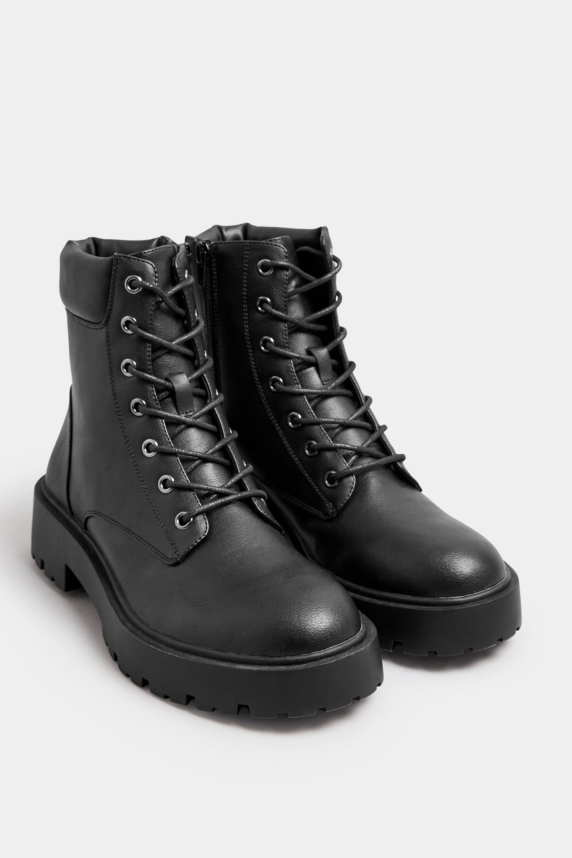 Yours Wide Fit & Extra Wide Fit Chunky Lace Up Boots