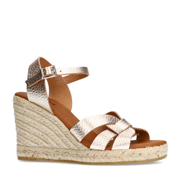 Gouden metallic sleehak sandalen
