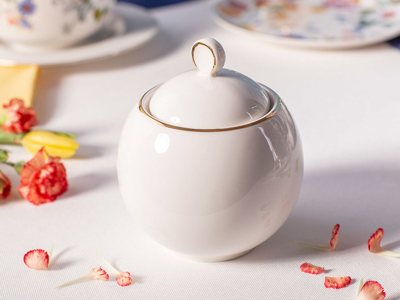 Cukiernica Bella porcelanowa 350 ml biało-złota