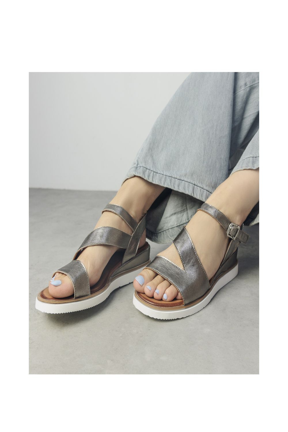 Moda In Pelle Kapur' Metallic Leather Flatforms