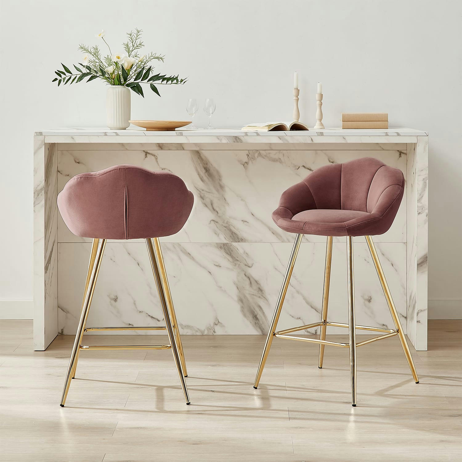 CORAIL - Lot de 2 tabourets de bar en velours rose piètement doré