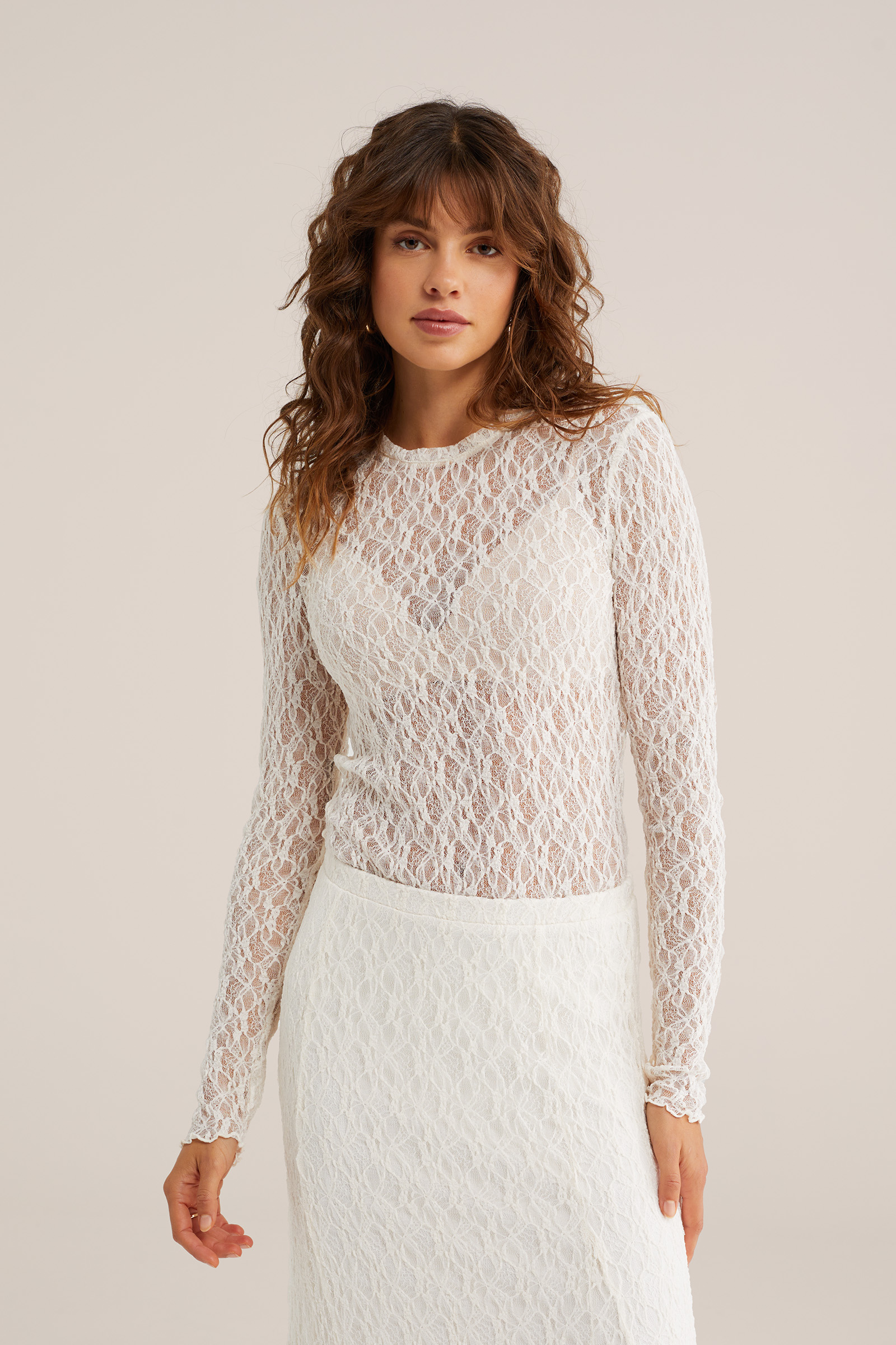 Dames Jersey T-shirt en rok van kant