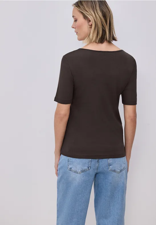 Basic T-Shirt mit Herzausschnitt