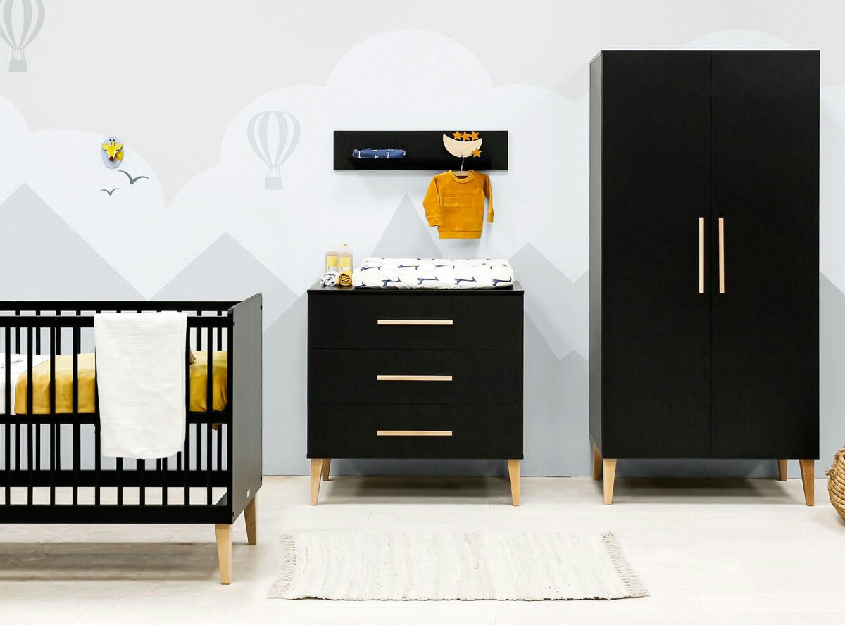 LENA - Commode avec 3 tiroirs en MDF, panneaux de particules et hêtre noir ma