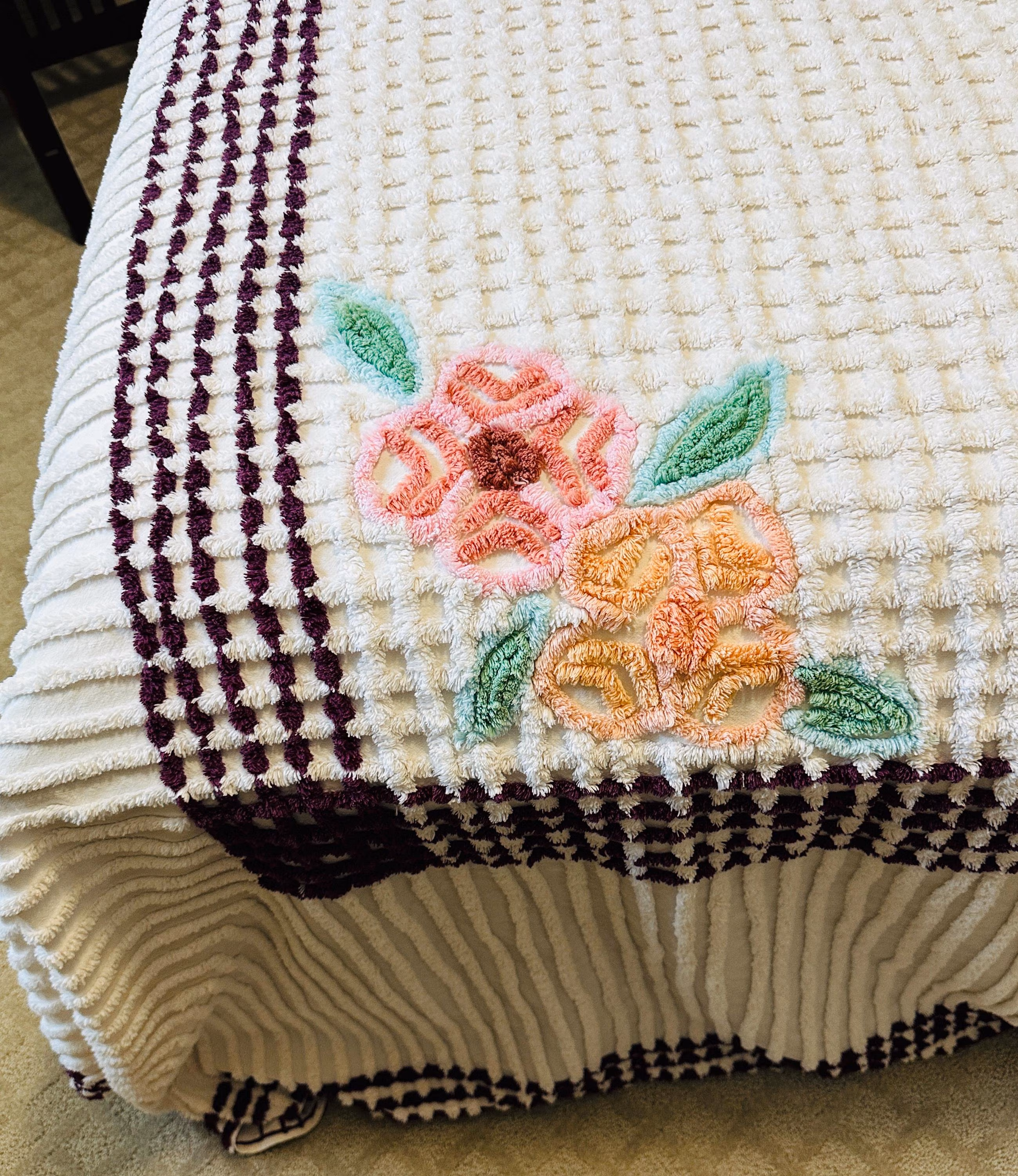 Vintage chenille flower bedspread bed cover heavy weight
