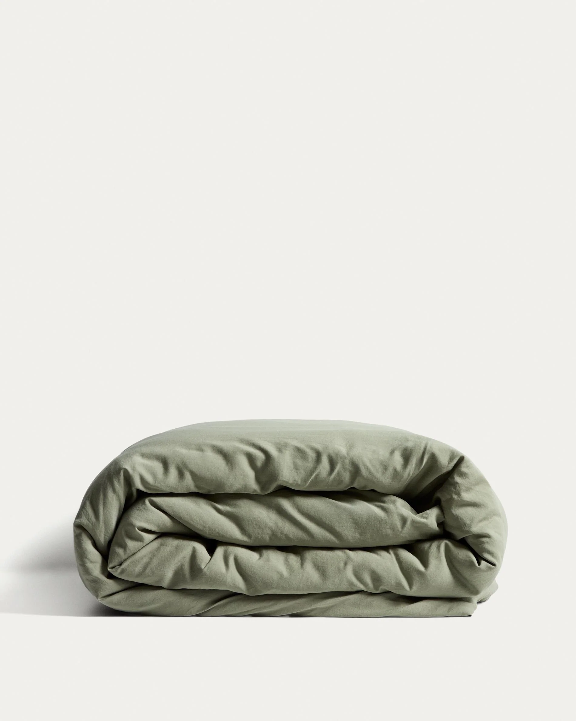 Sirale 100% cotton sateen duvet cover with washed green finish for 180cm bed